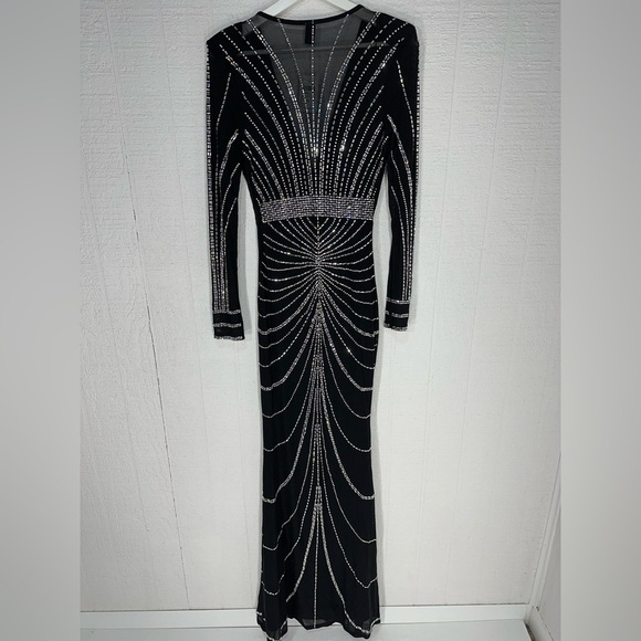 NWT windsor Jennie rhinestone formal gown size S - Picture 7 of 15